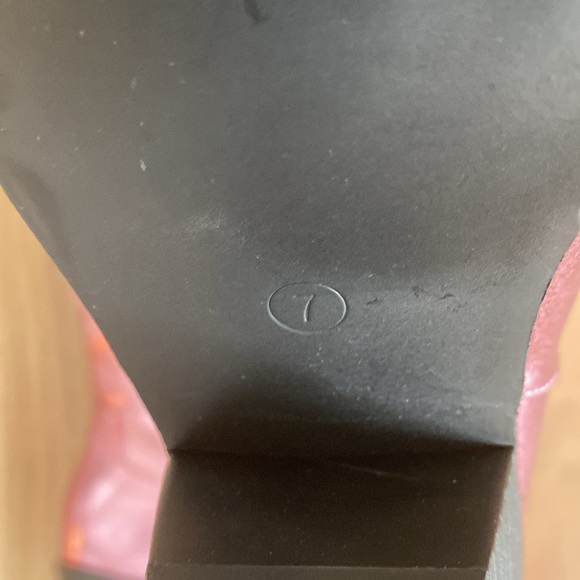 NWOT Women's Pink Metallic Cowboy Mid-Calf Boots - Picture 11 of 13